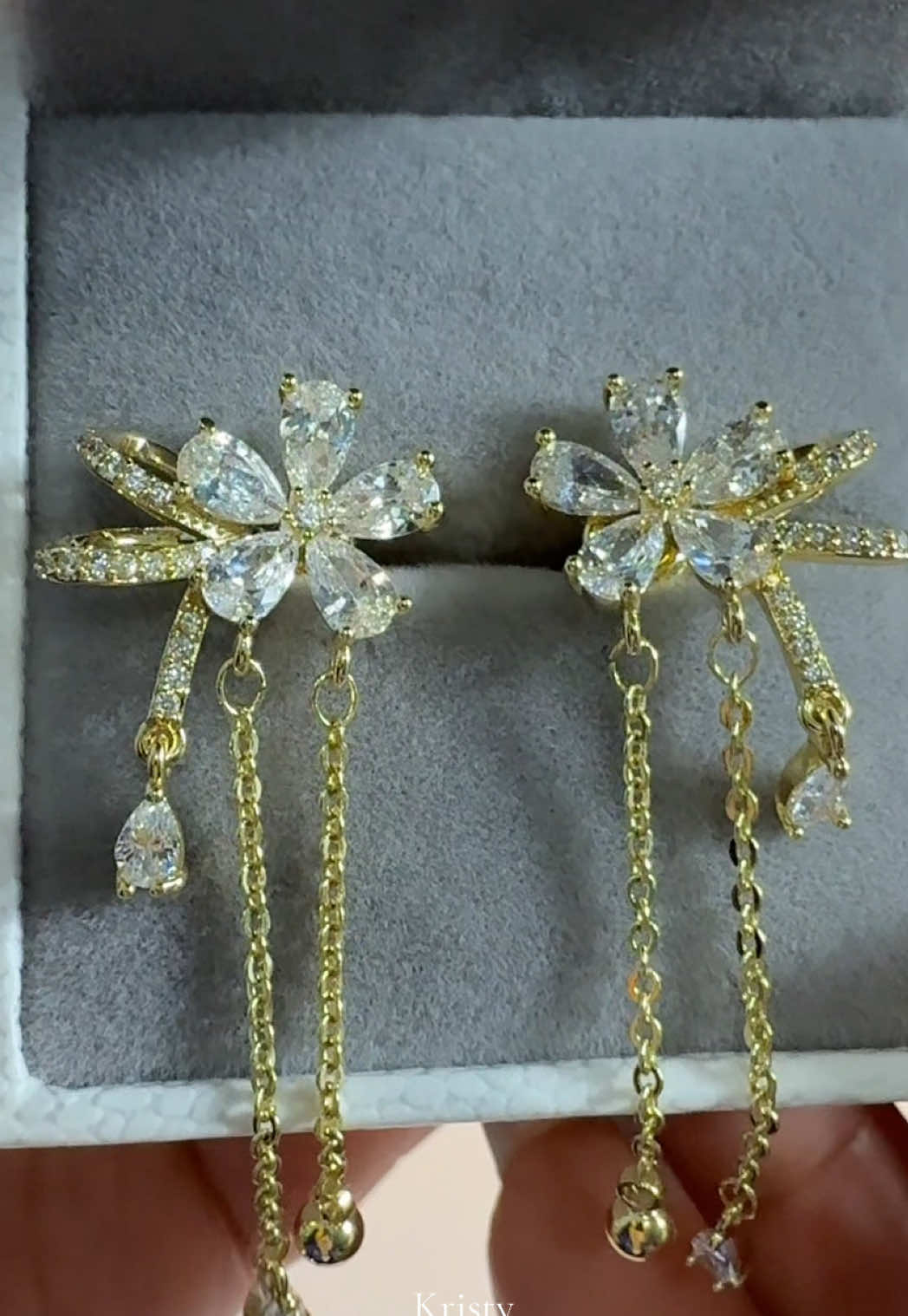 Mikana Petal Charm Drop Earring  #fashionjewelry #mikana #earring #petalcharmdropearring #accessories 