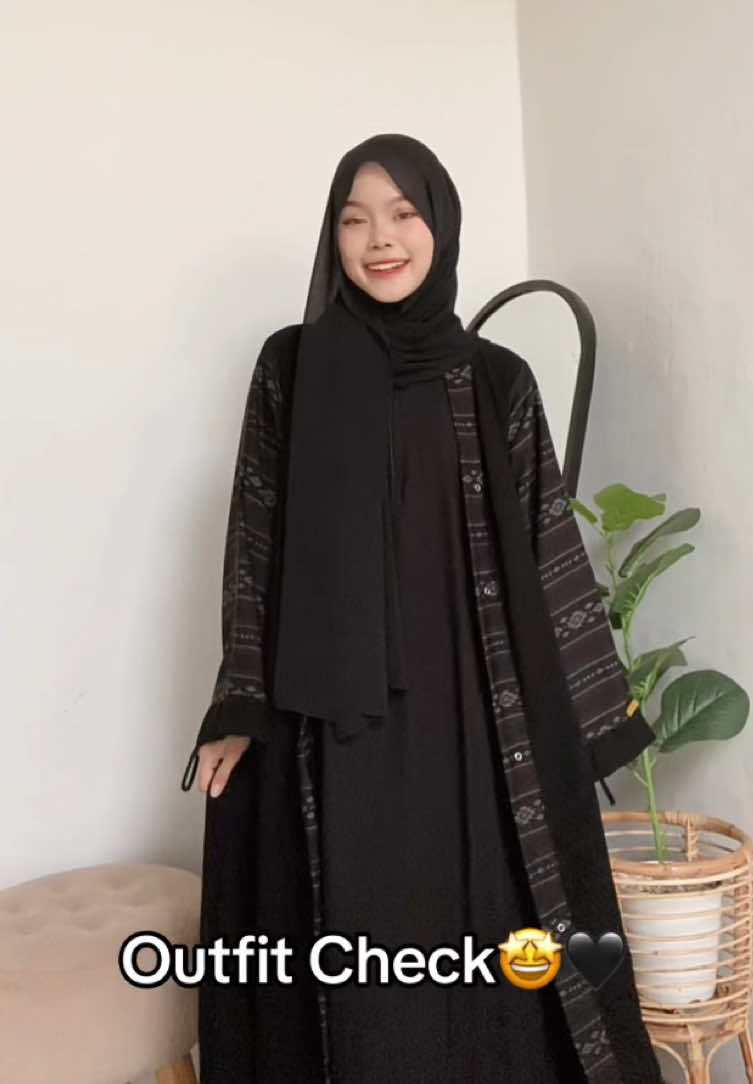 siapa yang jatuh cinta dengan abaya Outer super cantikk 🤩🫰🏻 #fyp #foryou #4upage #abaya 
