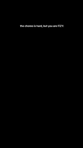 #itzy from left #chaeryeong #lia #yuna #yeji #ryujin 