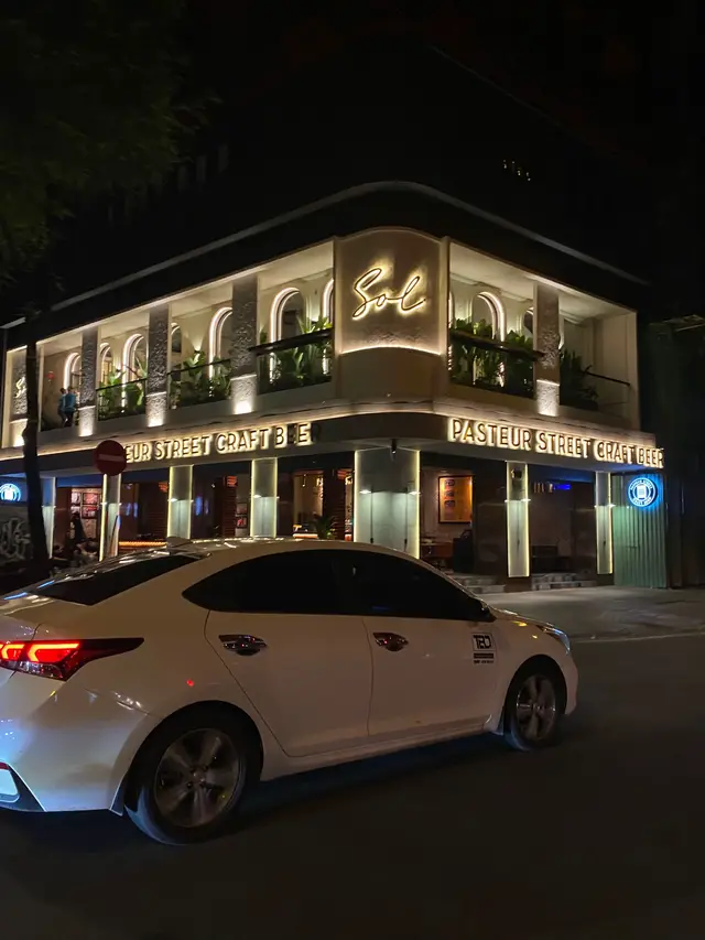 thích nhất là đi dạo sài gòn vào buổi tối ✨ #saigon #didao #dđiaosaigonvoituinha #tamtrang #xuhuong 