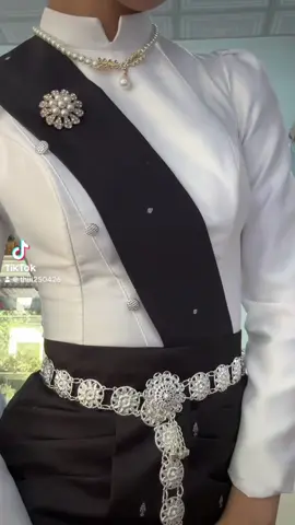 Lên mẫu đồ kathina cho m.n tham khảo ạ❤️ Mẫu cho thuê Fb:Thii Thii Đ/c_Ấp Tân Trung giồng A ,xã Tiểu Cần, tỉnh Vĩnh Long(Trà Vinh)#thithi #trangphuckhmer #thithimakeup #kathinakhmer #fyp 