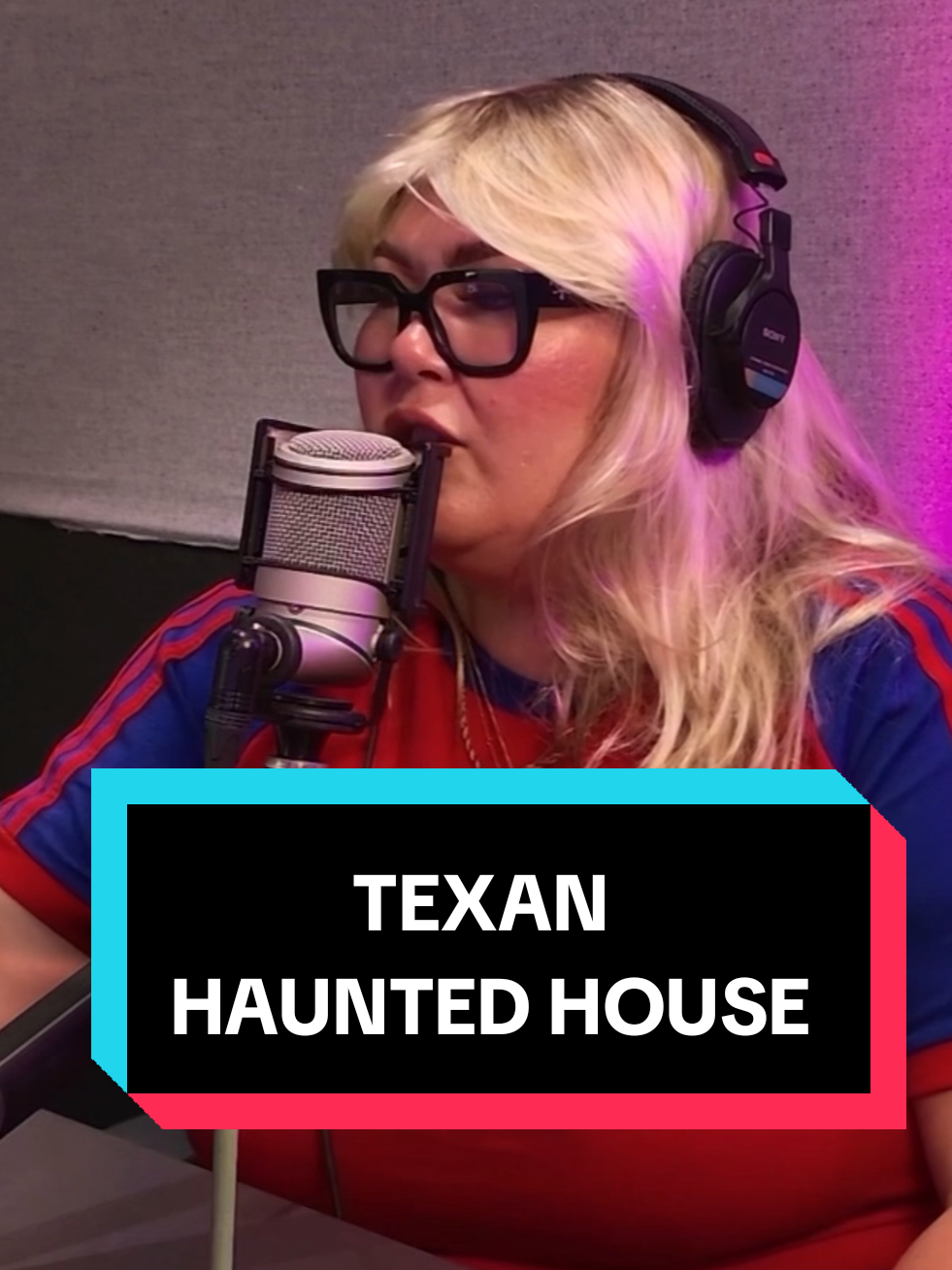 what's following her....?  #ghosthuns #podcastclips #scary #ghoststories 