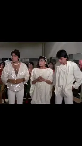 #mithunchakraborty #dancedance #танцуйтанцуй #митхунчакраборти #мандакини #shaktikapoor #шактикапур #smitapatil #смитапатиль #mandakini #bollywoodactor #bollywoodactress #bollywood #♾️❤️ #viralvideos #fypシ゚ #fouryou #fyp #foryoupage #болливуд 