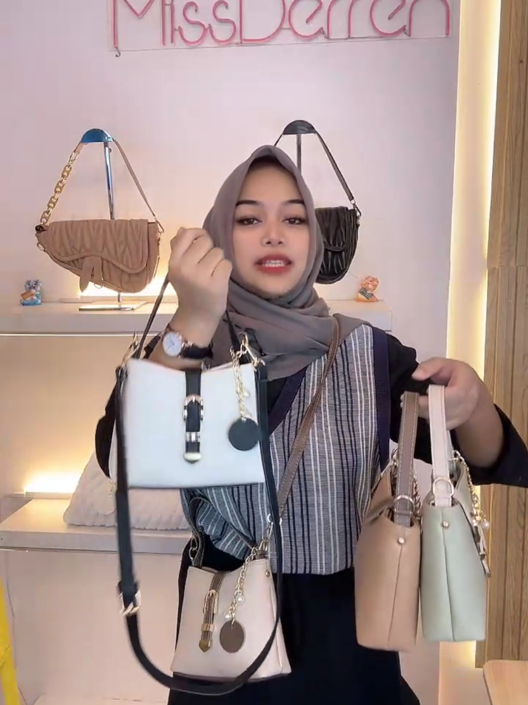 Koleksi Tas Mini #tasterbaru #tas #tasselempang #tasmurahberkualitas #taswanita 