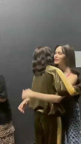 🤍🫂😊🤏👭#อิงล็อต #อิงฟ้าชาล็อต #อิงฟ้าวราหะ #ชาล็อตออสติน #อิงล็อตทุกชาติไป 