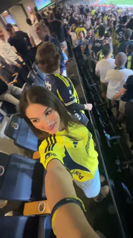 C2 seviye Fenerbahçe’li olmak 💛💙