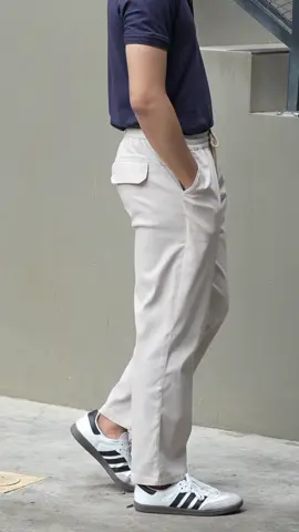 Celana chino yang aku rekomendasiin ini cocok banget buat kalian yang mau tampil clean & classy, buruan CO celana chinos ini mumpung masih promo🔥 #promomakanmerdeka #celanapanjangpria #celanapria #celanacargopria #celanachino 