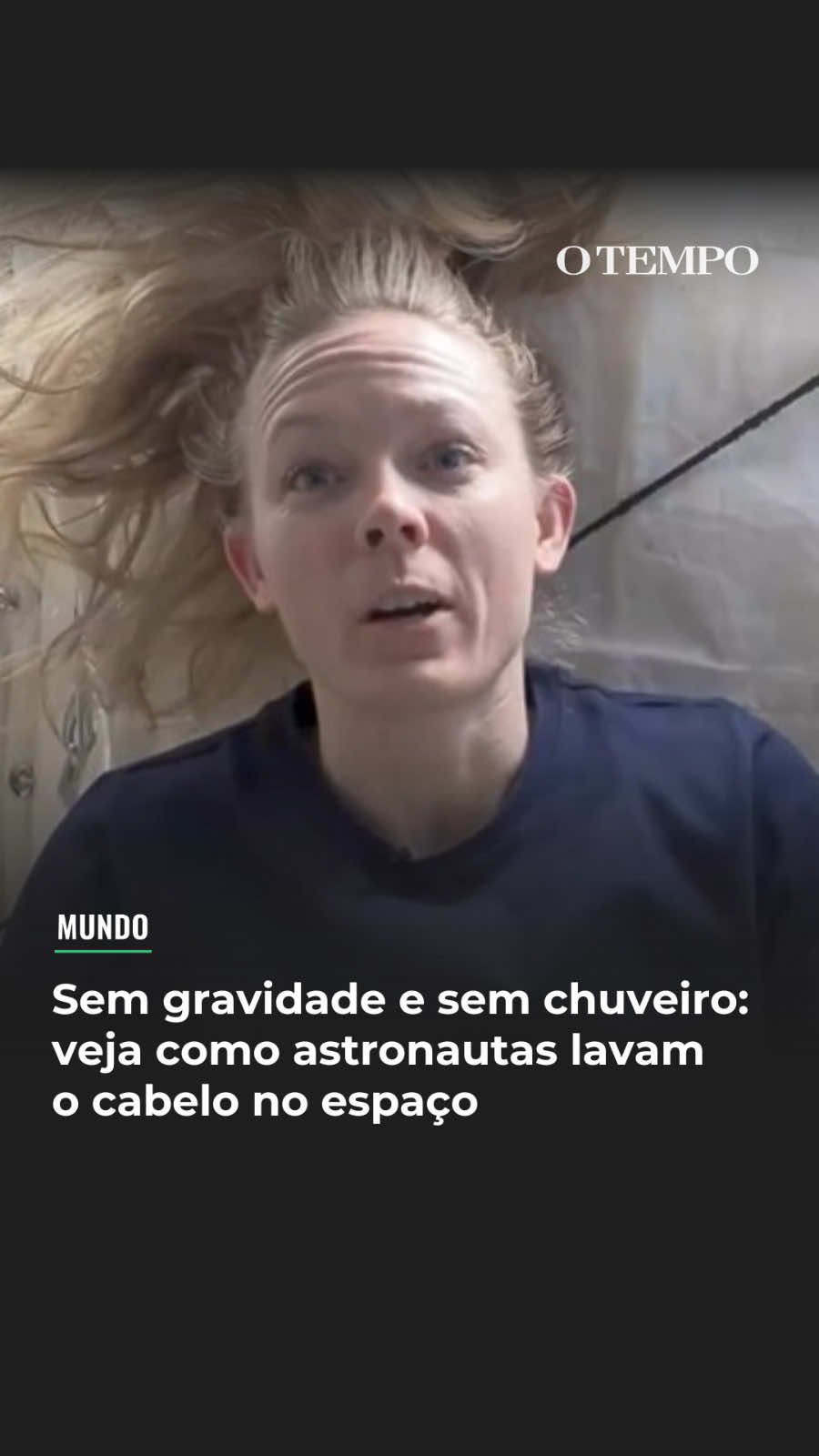 GRAVIDADE 0 - A astronauta Nichole Ayers compartilhou em suas redes sociais como realiza a higiene capilar na Estação Espacial Internacional (ISS). Para lavar o cabelo no ambiente, ela utiliza uma bolsa de água, shampoo e leave-in, aproveitando que a água não escorre, ficando parada no couro cabeludo. Ayers explicou que a água que sai do cabelo durante a secagem é reciclada e, em tom de brincadeira, disse que “provavelmente vai virar o café de alguém amanhã”. Essa prática é possível porque cerca de 80% da água usada na ISS é reutilizada, incluindo o suor e a respiração dos astronautas, por meio da condensação dentro da estação. Sem chuveiros à disposição durante os meses na órbita, os astronautas mantêm a higiene pessoal com lencinhos umedecidos e métodos adaptados, como o mostrado por Nichole. ▶️ Aperte o play e veja as imagens.  🔗 Leia esses e outros conteúdos em nosso portal, no link da bio.  📸 Reprodução Instagram  #otempo #mundo #astronauta #gravidade #higiene