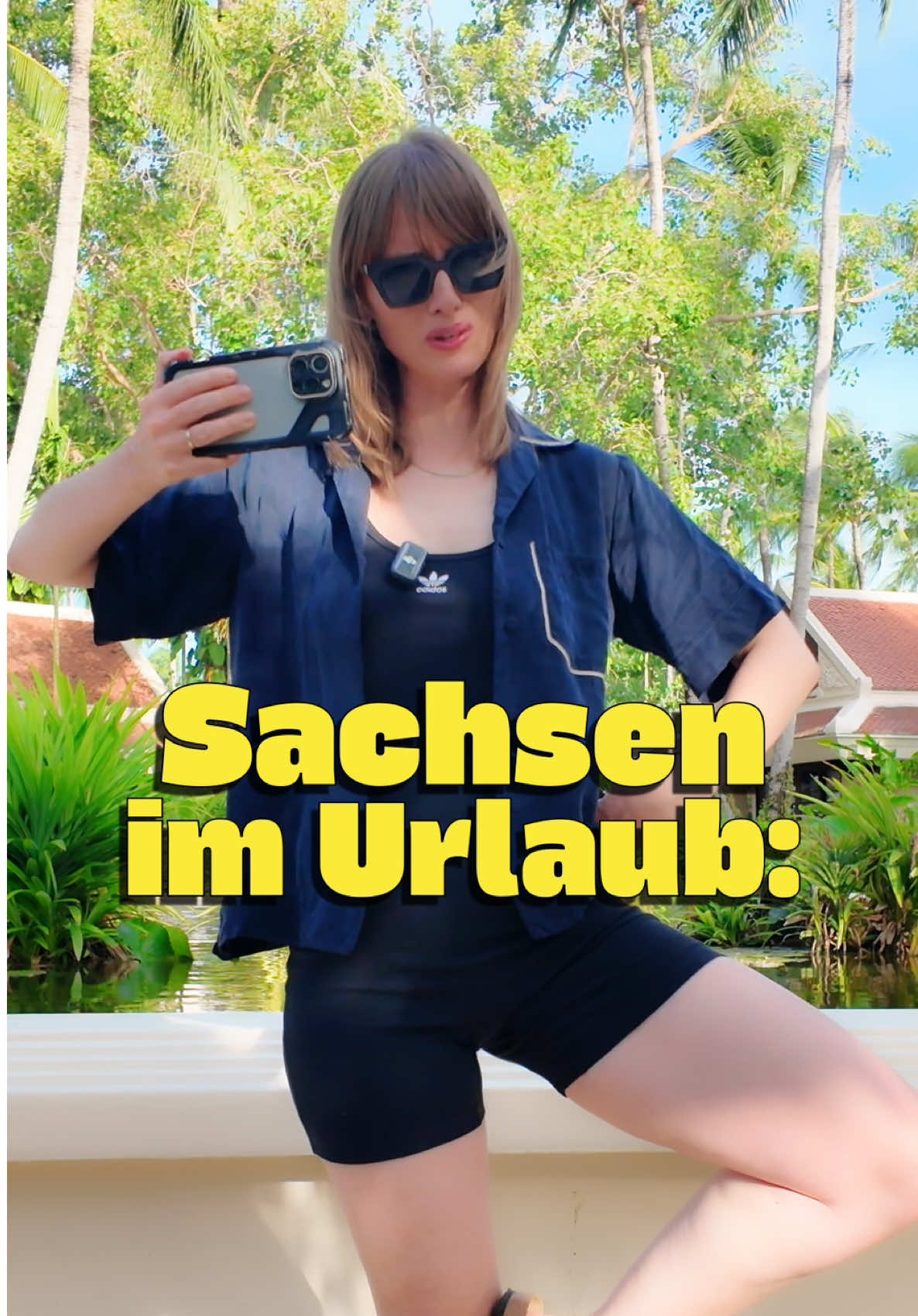 Urlaub, aber auf Sächsisch ☺️🏖️ Was ist eure beste Pose auf Urlaubsfotos? (Witzige Antworten erwünscht; Dani-eel fällt ja immer nüscht ein) #funny #urlaub #dialekt #sächsisch 