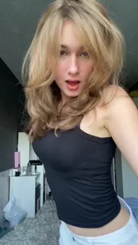 The Era of short hair!!!! #britneyspears #fyp #shorthair #hairstyle #outfitinspo 