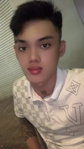 Người mang cho anh…