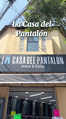 La mezclilla más barata del centro de monterrey!!🛍️ Ven y visítanos📍 . . . #lacasadelpantalon #ropa #centro #centrodemonterrey #monterrey #mezclilla
