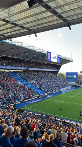 📍St. Andrew’s Stadium 🏟️  🗣️ la la la …🎶🎶🎶 . . . . . #stadiumsvisitor #birminghamcity #birminghamcityfc #bcfc #theblues 