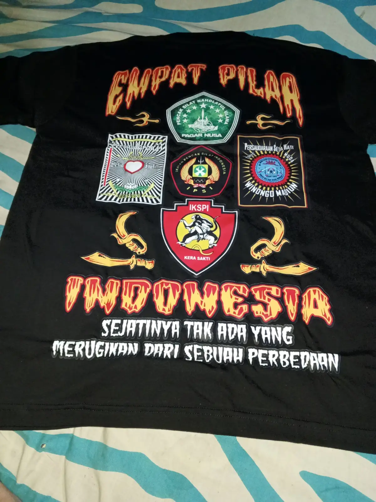 Empat pilar pencak silat Indonesia🫳🫴🙏 #pshw_tm_1903 #psht1922 #ikspi_kerasakti1980 #psnu_pagarnusa1986 #pencaksilatindonesia🇮🇩 