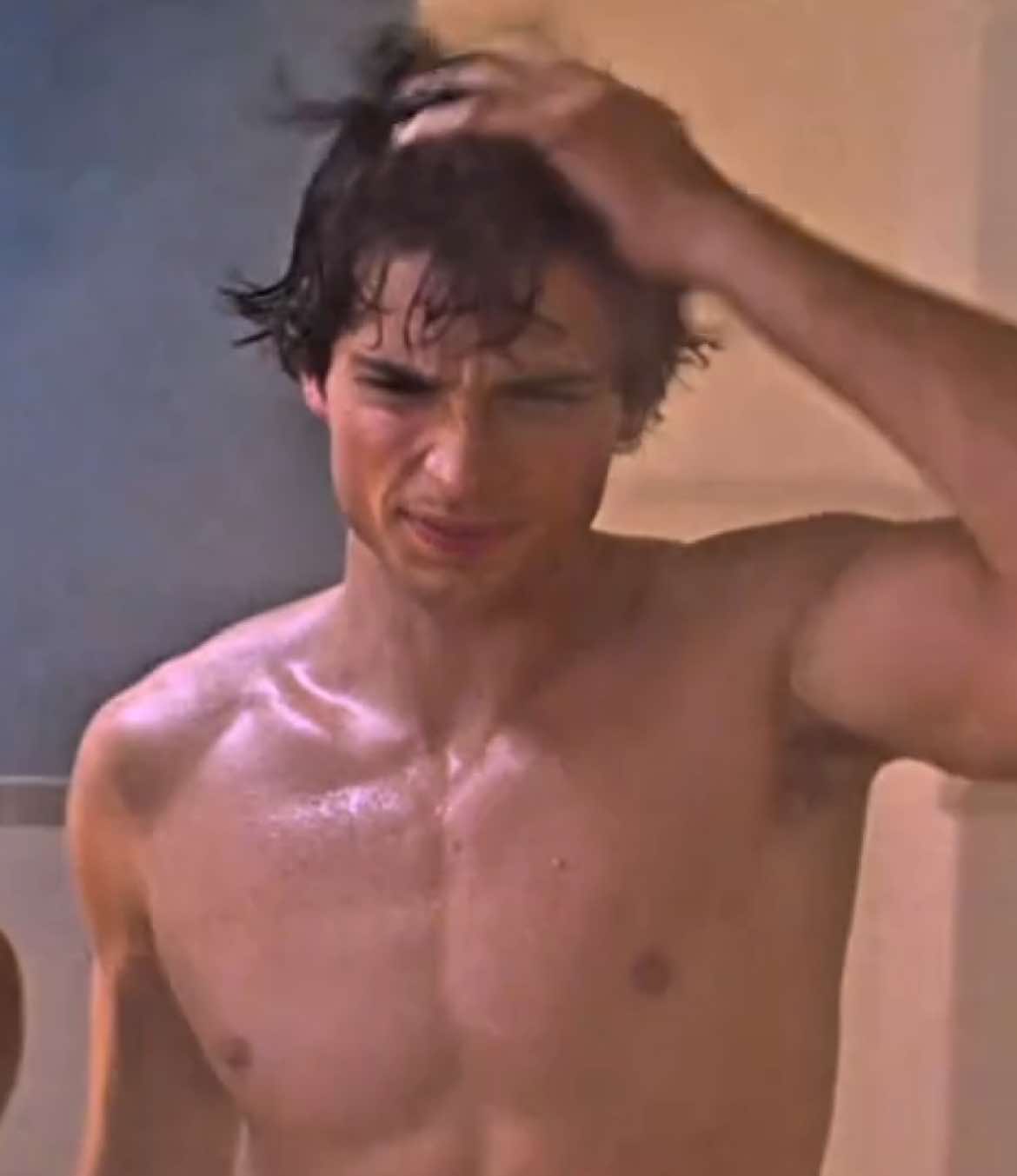 WE WANT SOMEEEEEE #tomwelling #clarkkent #tomwellingedit #redkclark #redkclarkedit 