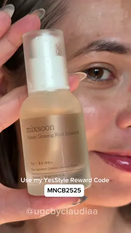 The perfect duo for calm, glowing skin ✨ First, I start with the @mixsoon_official Green Cica Modeling Pack  Just mix 1 sachet with 50ml of water, stir well until smooth, apply evenly on the skin, and leave for 15–20 minutes. This mask is packed with Centella Asiatica to soothe irritation and peppermint leaf for a cooling, refreshing boost. Once removed, skin feels calm, hydrated, and super refreshed. Next, I go in with the Mixsoon Panax Ginseng Root Essence 🌿 Formulated with 100% Korean Red Ginseng Extract, it helps improve elasticity, boost collagen, and leave the skin looking firmer and naturally radiant. Want to try them and save some money?  Use my YesStyle Reward Code: MNCB2525 at checkout! @YesStyleInfluencers  #yesstyle #yesstyleinfluencers #mixsoon #믹순 #cica 