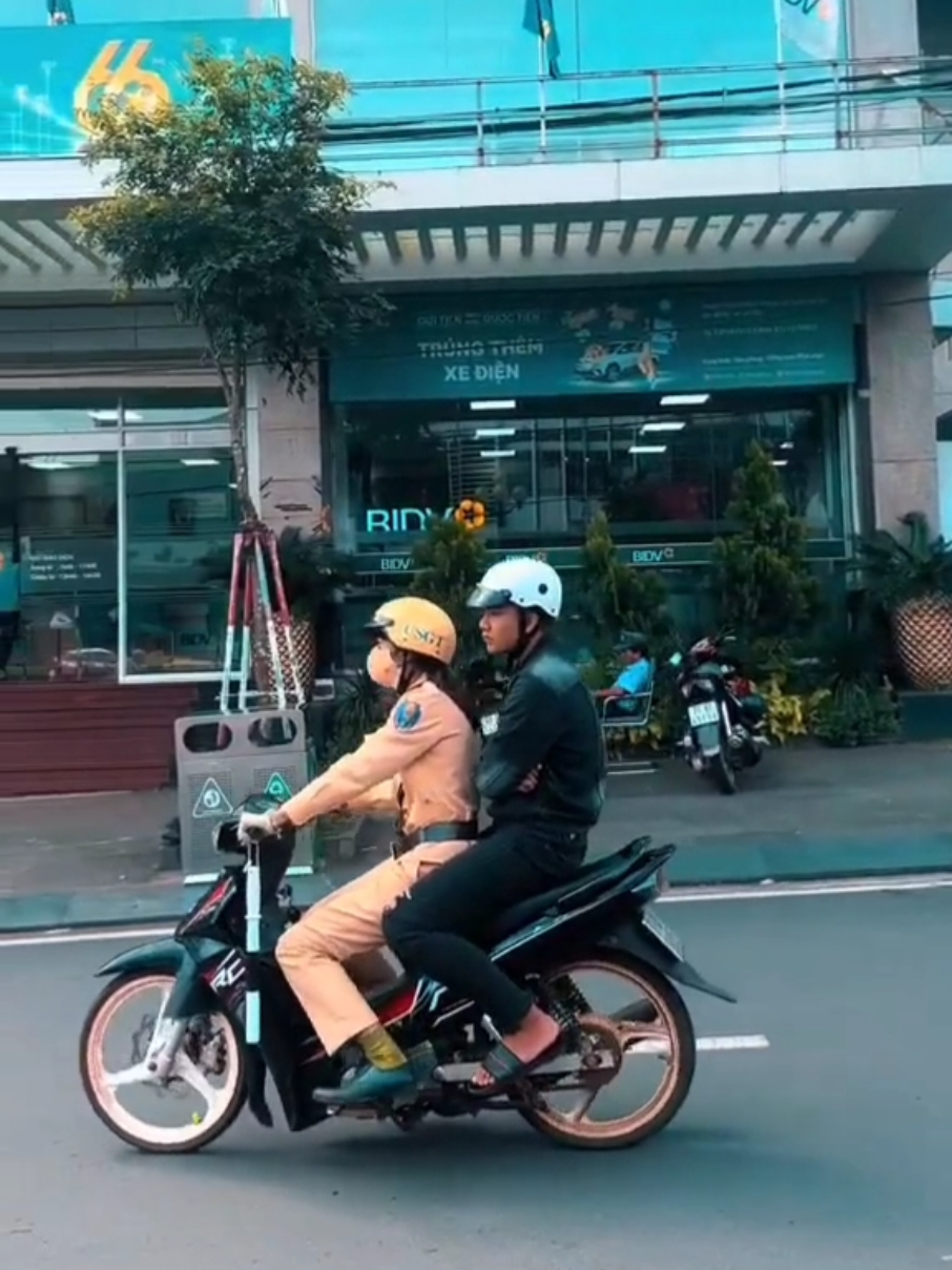 nhất anh#hoclaixe #giaothong #laixe #xemay #dixemay 