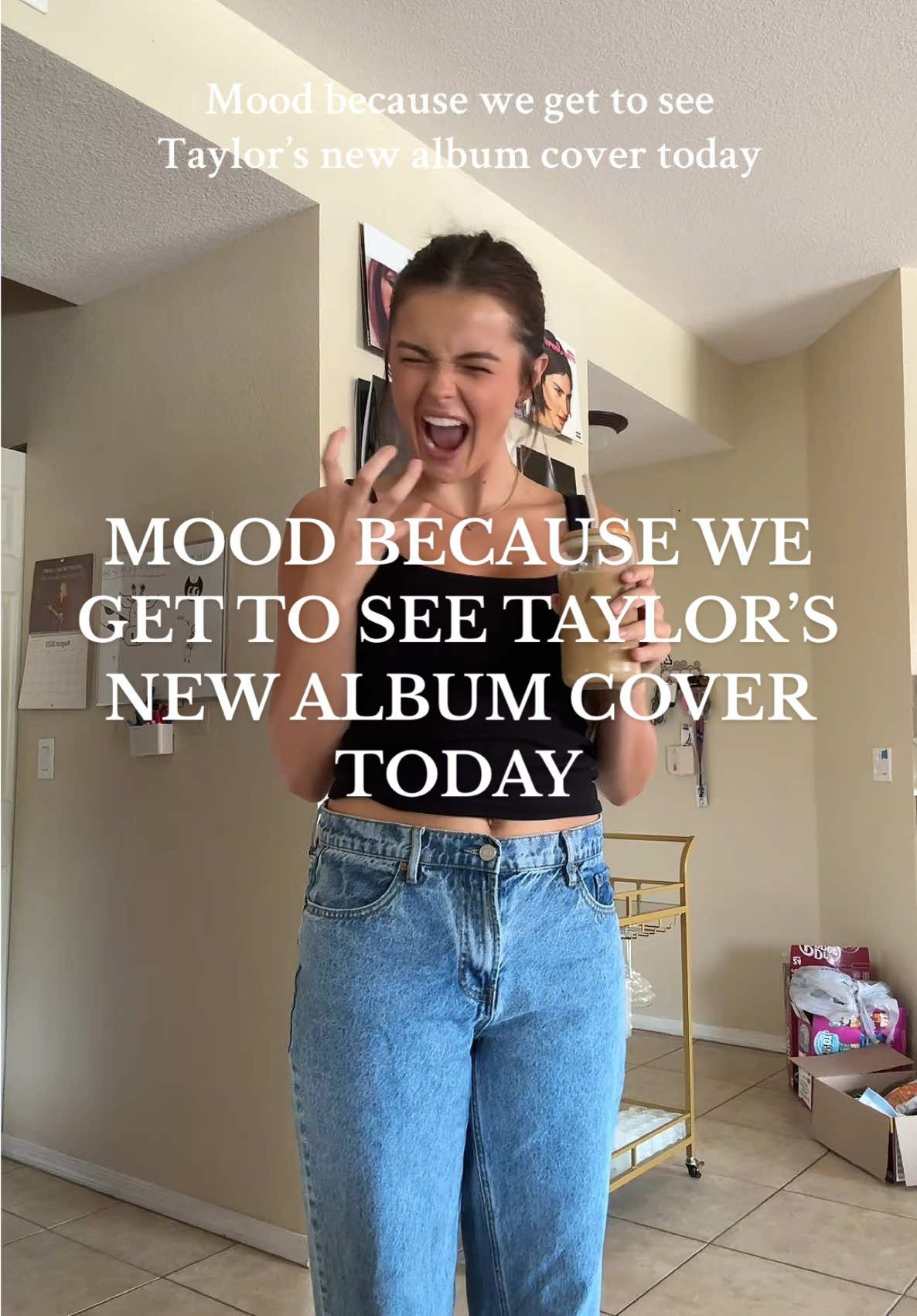 IM SO EXCITED!!! #taylorswift #swiftie #thelifeofashowgirl 