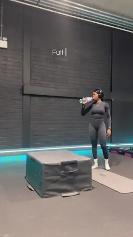 Quick full body exercises 🔥 #GymTok #workoutmotivation #gymmotivation #gym #fyp #healthyliving #fitnessmotivation #Fitness #Lifestyle #therapy #dfyne #healthifestyle #fullbodyworkout 