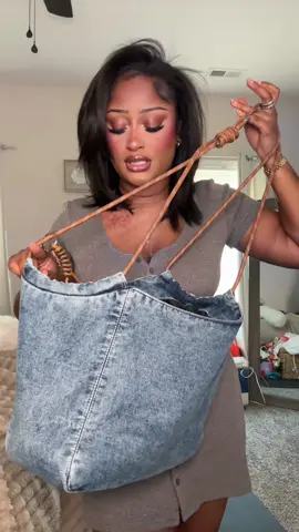 OOTD #purse #dress #denimpurse #buttonupdress #OOTD 