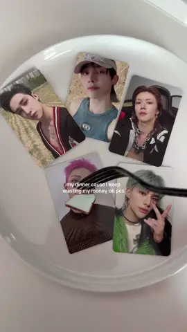 I have an addiction… #kpop #photocards #bangchan #hyunjin #mingi 
