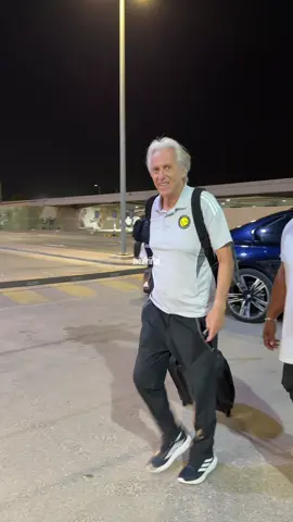 من مغادرة سيد المدربين جورجي خيسوس إلى هونغ كونغ 🧠💛🎥#alnassr #sportsontiktok #ronaldo #spl #cr7 