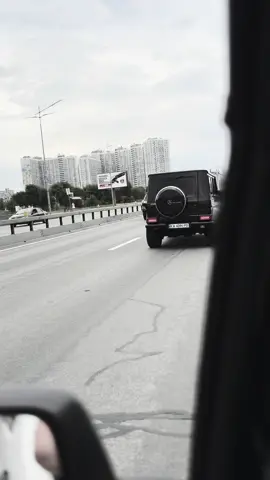 В гелике все влюбляются. #любовь #гелик #тихо #девочка #тайна 