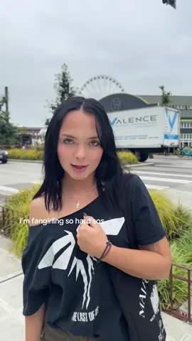 sos sos sos #lastofus #seattle #seattleaquarium #elliewilliams @⭒ AARY EILISH ⭒ 