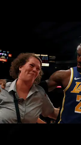 LeBron still remembers her 🥹❤️‍🩹 #NBA #basketball #fyp #foryou #foryoupage 