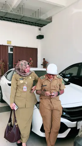 Ehhh ada siwil lurah gebok🤠