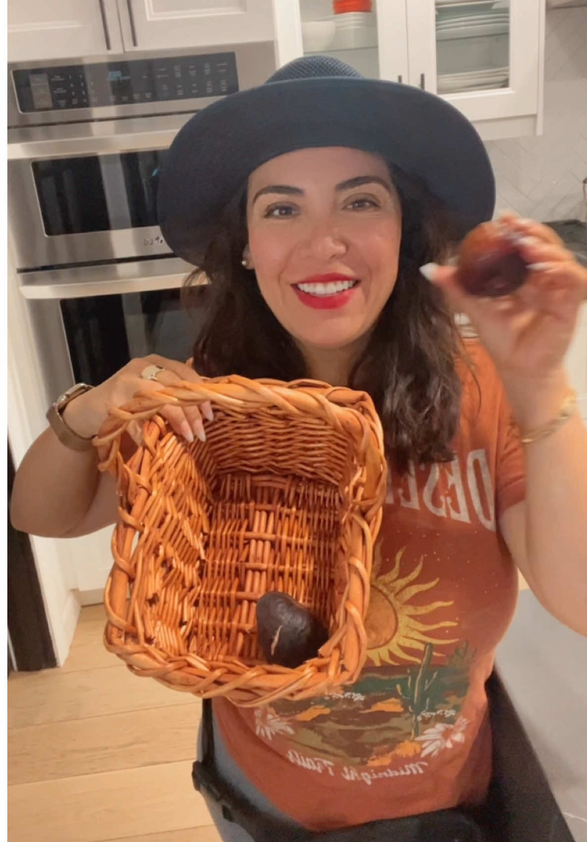 Look at these two beauties! 🎉 It might only be two figs this year, but they are absolutely delicious and I'm so incredibly thankful for them. 💚 The taste of homegrown goodness is just the best reward! What small wins are you celebrating today? ✨ #HomegrownFigs #GardeningJoy #UrbanGardening #Delicious #Gratitude #CelineBelle 