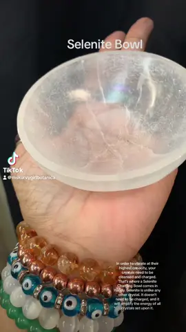 #SeleniteBowl #CrystalChargingBowl #SeleniteCrystal #EnergyCleansing #CrystalCharging     