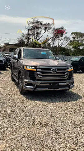 💯💯2024 TOYOTA LANDCRUISER LC300 ZX  CALL ☎️☎️ 0748399843  Key Features: ~ 3400cc twin turbocharged petrol V6 engine ~  Power: 409hp  ✅ Torque: 479Nm  ~10 speed automatic transmission ~ Powered leather seats ~ Daytime running lights ~ Adaptive headlights ~ Smartphone integration ~ JBL premium surround sound system ~ Leather seats ~ Heated seats ~ Cooled front seats ~ Heated mirrors ~ Multizone climate controls ~ Infotainment system control screen ~ Normal, Eco & Sport driving modes ~ Multifunctional steering wheel ~ Multi-terrain monitoring system ~ Locking differentials ~ Hill descent control ~ Dynamic stability control #toyota #landcruiser #lc300 #lc300serieszx #aceprestigemotors #ForTheLoveOfCars