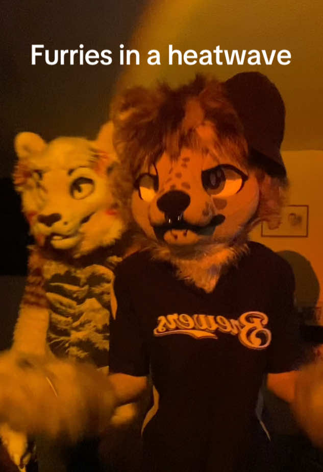 The heat is actaully wilding rn #furry #fursuit #fyp @Dio The Lime  🍋‍🟩 