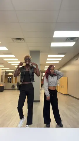 Help us get extra credit !! My teacher said 50 comments for 100 on our test can you help us #fyp #empirebeautyschool #cosmetologyschool @Tootie 