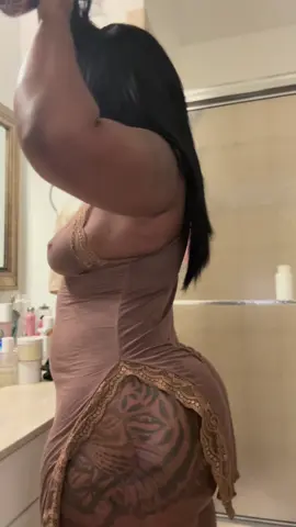 GRWM MORNING ROUTINE #gluelesswig FROM @MoneDaHustla 