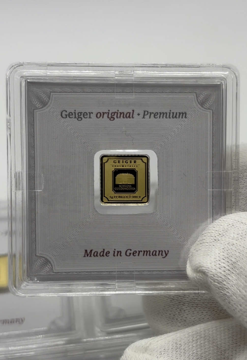 🌟 Secure Your Wealth with Just 1 Gram of Gold! 🌟 💰 Introducing the Geiger 1g Gold Bar – small in size, HUGE in value! 🏦 Perfect for first-time investors, collectors, and anyone looking to build real wealth one gram at a time. ✔️ 999.9 Pure Gold ✔️ Premium German Quality – by Geiger Edelmetalle ✔️ Tamper-proof packaging ✔️ Great for gifting or saving Why wait? Gold has stood the test of time 🏛️ Start investing smart, start investing small! ✨ 📩 DM us to order | 📦 Nationwide shipping available #shorts #GeigerGold #reels #fyp #GoldBar 