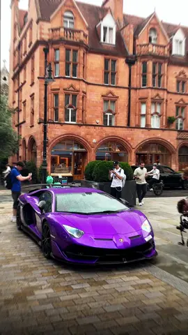 Essveejayy I go crazyy #london #lamborghini #aventador #svj #purple 