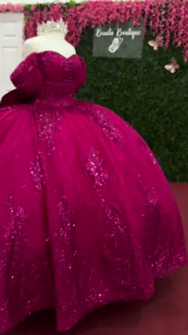 💖 ALERT to all future quince princesses… YOUR dress is waiting! 👑 Say YES to the dress at Bonita Boutique and we’ll hook you up with a FREE petticoat! ✨ No appointment? No worries, just show up and get ready to FIND YOUR DREAM DRESS! 💬 Hablamos Español -¡ven bonita, estamos listas para ayudarte! Hashtags: #xvaños #quince #quinceañera #planningmyquince #planningmyquinceañera       