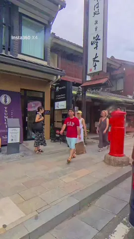 写真撮られる時のポーズ何にしよう？？？ #HONDA #cbr600rr2024 #wholesome #Love #Smile #copricasco #笑顔を届けたい #insta360x4 #ヘルメットカバー #チュッパチャプス 