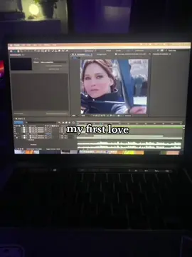 fr . . . . . #foryou #editor #tecnologia #myfirstlove #job  . This video is a tribute to my 6 years as an editor, I really enjoy it and it has saved my life many times.  I also want to thank all the friends I met through editing, you are very important to me and I love you so much.