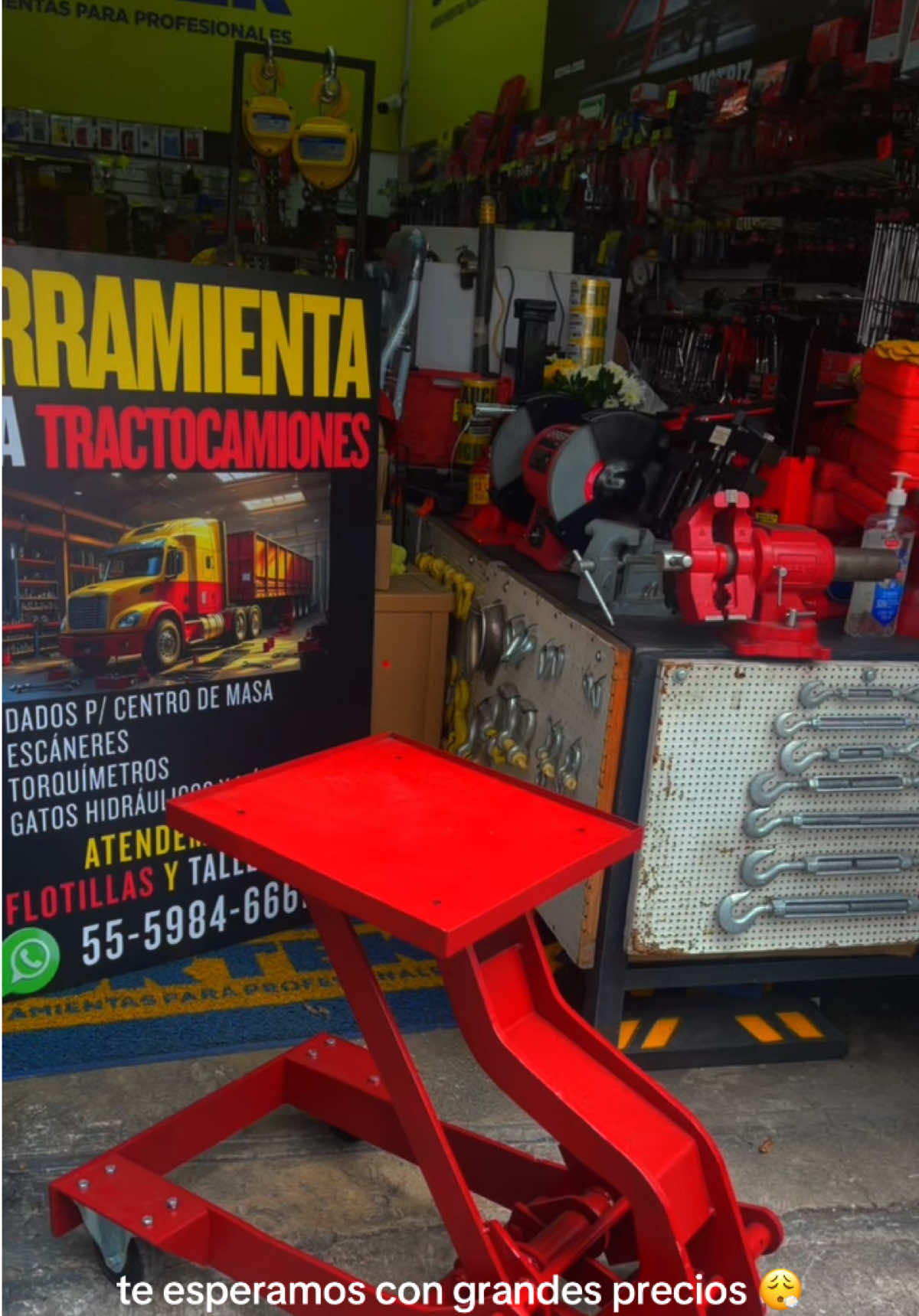 ¡Se acabó el batallar! 🚛💥 Herramientas que no te dejan tirado 🔧🔥 #Ferremarket21  #PrecioJusto #cdmx #lluviasfuertes #herramientas 
