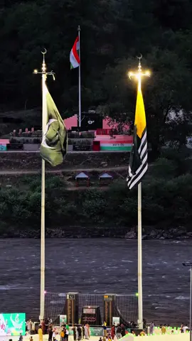 محبِ پاکستان ہونے کے ناطے کہہ دیں نا آمین 🥰🇵🇰