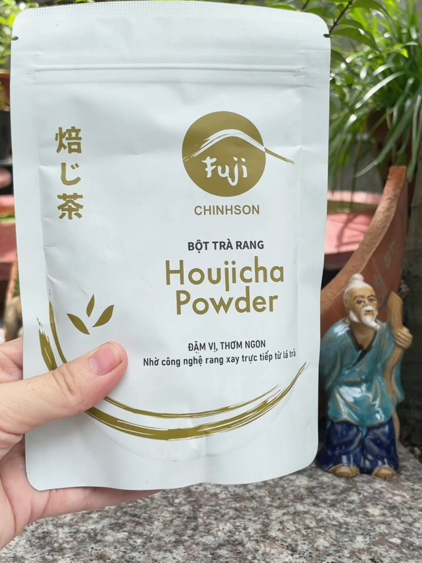 Fuji Houjicha chính thức khoác lên mình bộ áo mới nha các bà. #houjicha #hojicha #fuji #trachinhson