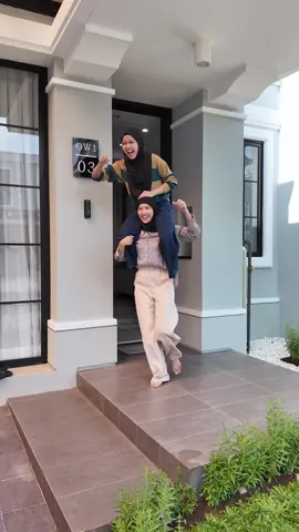 soalnya klo cewek laper bisa berubah jd monster 🤣🙏🏻 @itsmenafofficial 