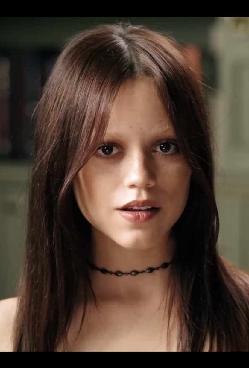 Jenna Ortega never wants to see a Cabbage Patch Kid ever again in her life 🧡 #JennaOrtega #Wednesday #hopecore #wednesdayaddams #dolls @Wednesday Netflix 