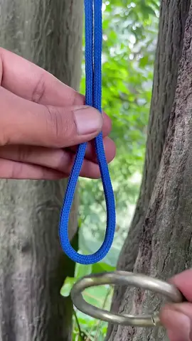 Amazing Life Challenging Knot!! #rope #camping #knot #thesassycraft #lifehacks 