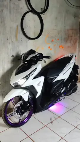 😭 #vario #varioledold #variomodifikasi #modif #tobrut #xbcyza #fypage 