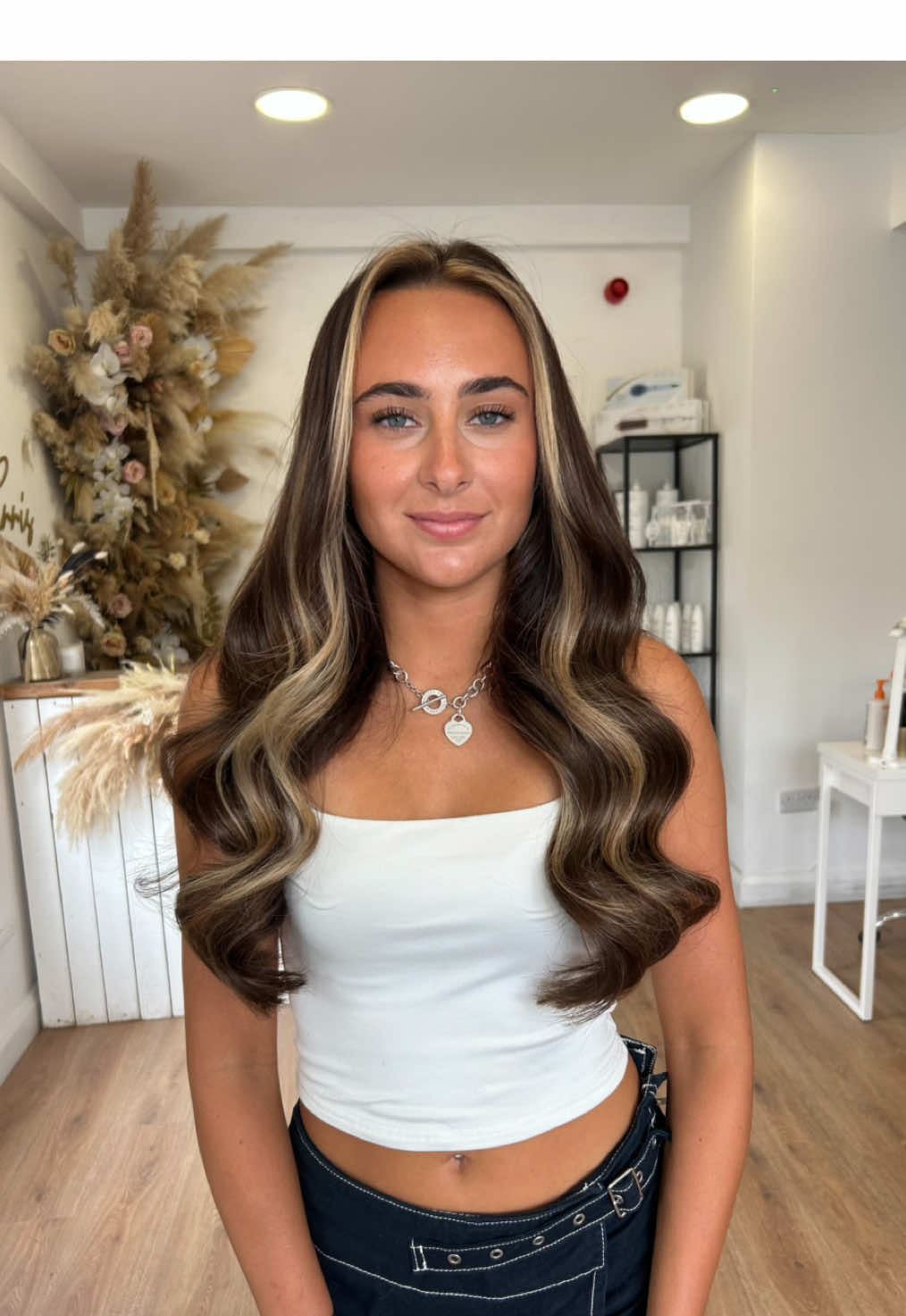 Soooo pretty 🤩  125g of @Beauty Works Invisitip nanos in 3 shades to create this dreamy blend…  Who wants to know the shades ?  #hairextensions #beautyworks #hairextensionsalon #hairextensionswales #hairextensionspecialist 