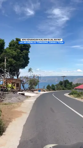 Apa kenangan kalian di jalan ini we?❤️🫰🏻#tongging #danautoba #wisatadanautoba #laketoba #wisatasumut 